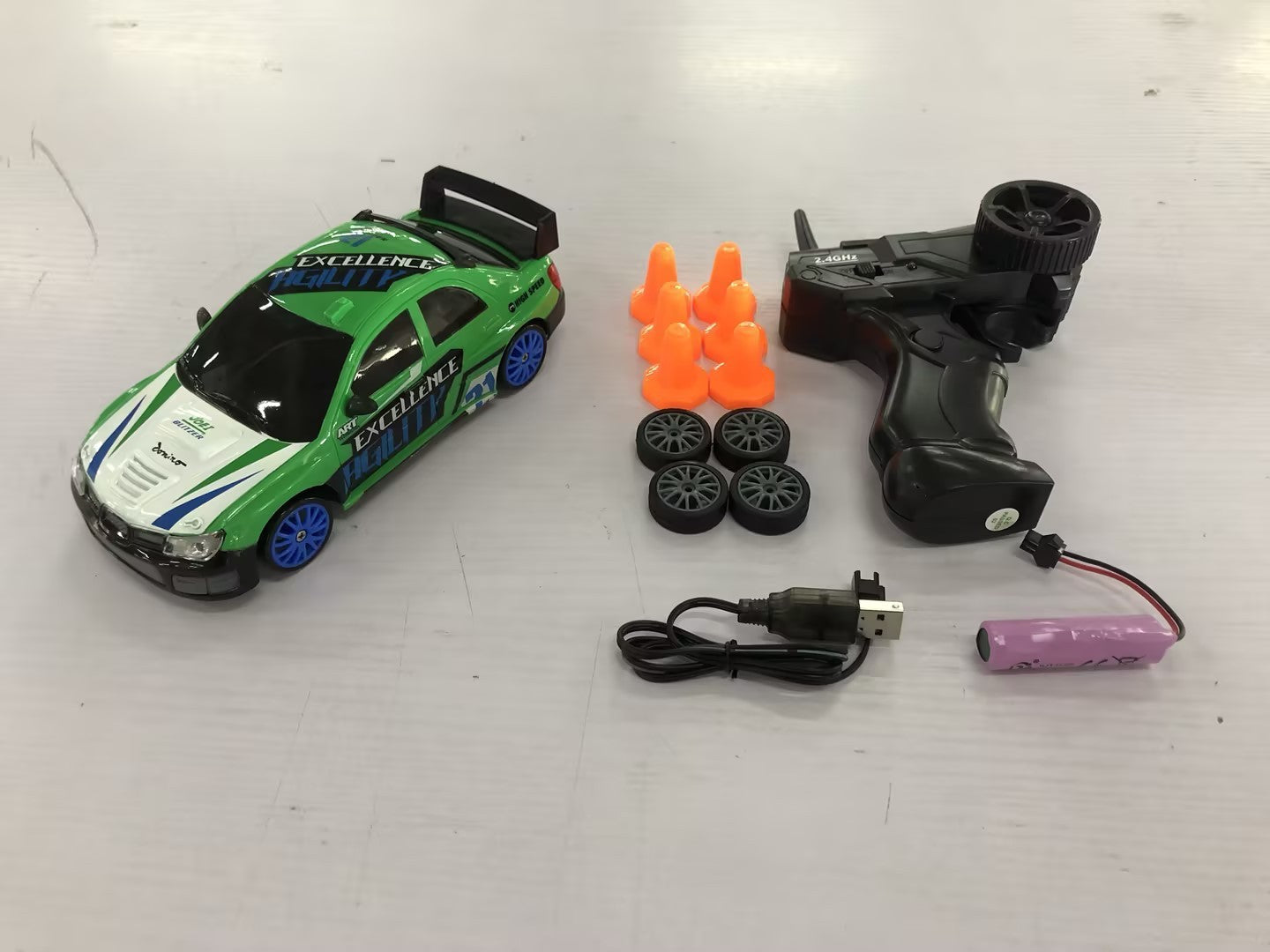 Coche RC Drift 4WD 2.4GHz – Auto de Carreras Teledirigido para Niños | GTR AE86 | Regalo Ideal